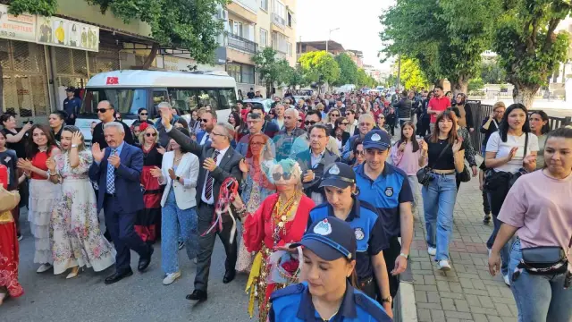 Nazilli'de Kakava Şenlikleri ile Baharın Renkli Kutlaması