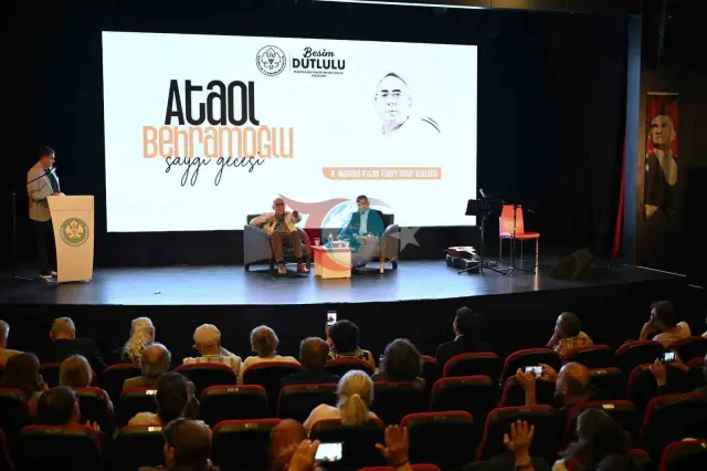 Ataol Behramoğlu, Manisa'da Şiir ve Söyleşi İle Anıldı
