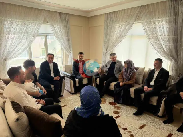 Milletvekili Çopuroğlu'ndan Anlamlı Anneler Günü Ziyareti