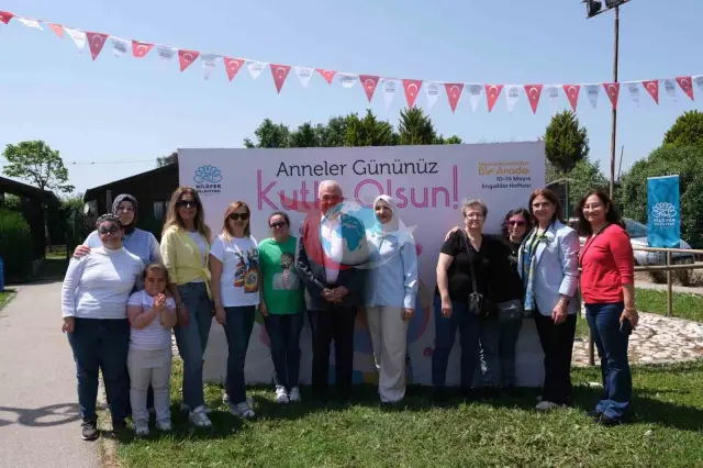 Nilüfer Bələdiyyəsi Mənalı Analar Günü qeyd etməsini keçirdi