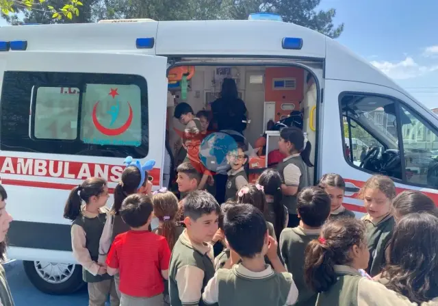Erzincan'da Çocuklara Sağlıklı Yaşam Eğitimi Verildi