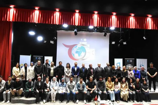 Atatürk Üniversitesi'nde Gazetecilik Atölyesi Başladı
