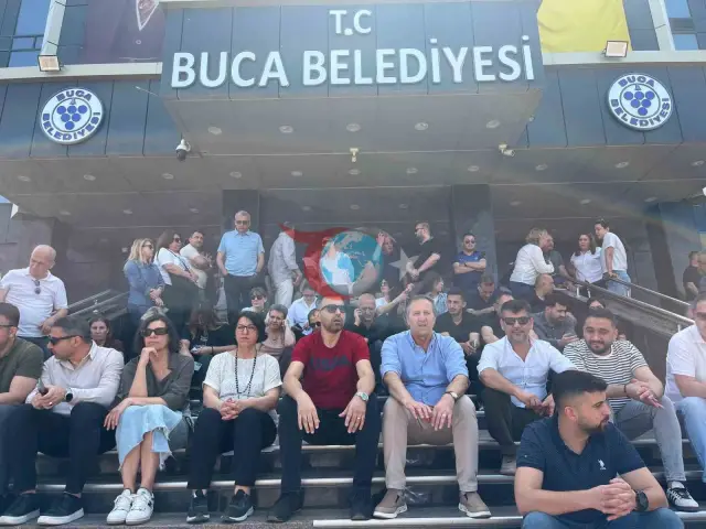 İzmir'de Belediyelerde İş Bırakma Eylemi Gündemde
