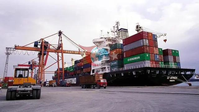 Aprel ayında ixrac rekordu: 25,4 milyard dollara çatdı