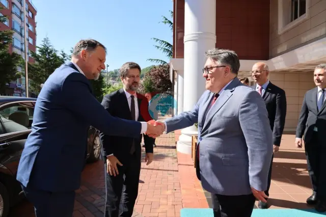 BEUN’da Türk-Macar İş Birliği Güçleniyor: Önemli Buluşma