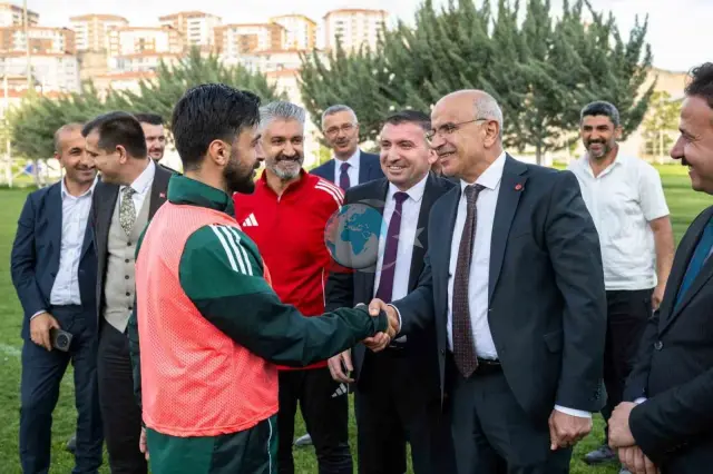 Malatya Yeşilyurtspor'a Başkan Er'den Moral Dolu Ziyaret