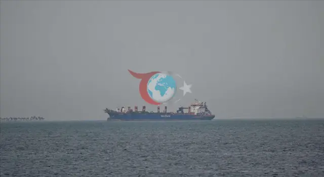 Hürmüz Boğazı'nda Gerilim: İran, BAE Açıklarında Gemiyi Ele Geçirdi
