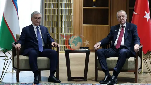 Erdoğan, Türkistan'da Mirziyoyev ile Görüştü