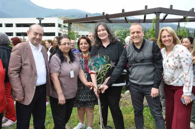 Manisa'da Hemşirelere Özel 'Umut Bahçesi' Hayata Geçti