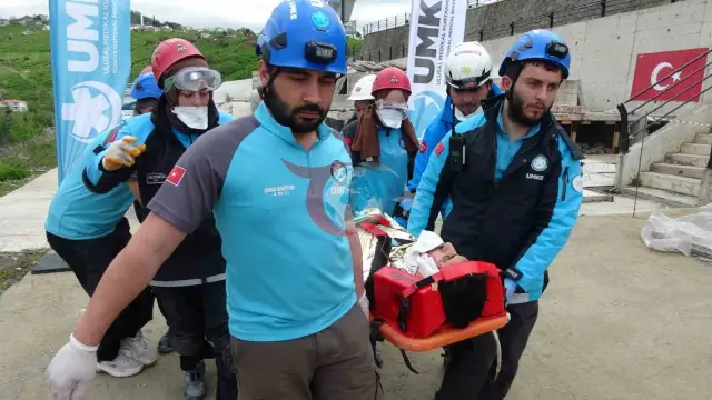 Trabzon'da Gerçekçi Deprem Tatbikatı: UMKE ve AFAD İşbirliği