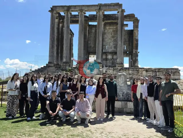Hisarcık MYO Öğrencileri Aizanoi Antik Kenti'ni Keşfetti