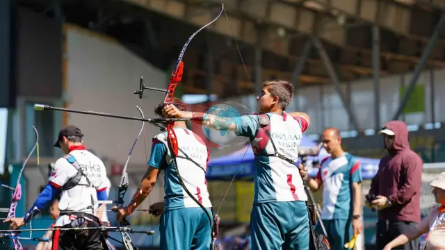 Esenler'de Gençlik Günleri: Spor, Teknoloji ve Eğlence Dolu Anlar