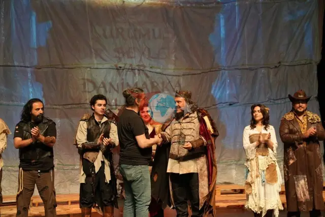 Beynəlxalq Teatr Festivalı Sənətsevərləri Dənizlidə Görüşdürür