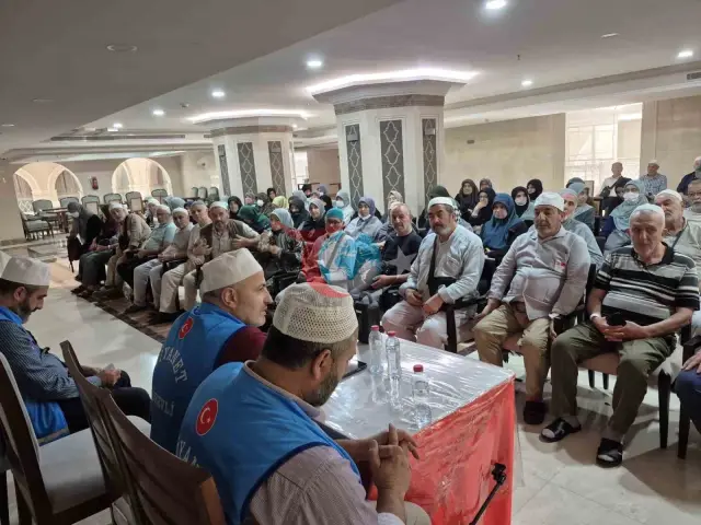 Erzincan'da Hacı Adaylarına Kapsamlı Arafat Vakfesi Eğitimi