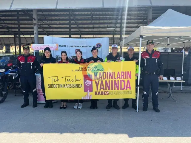 Düzce'de Jandarma'dan Kadına Şiddet ve KADES Bilgilendirmesi