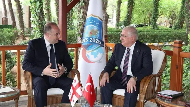 Bakan Güler, Gürcistan Savunma Bakanı ile Kritik Görüşme Yaptı