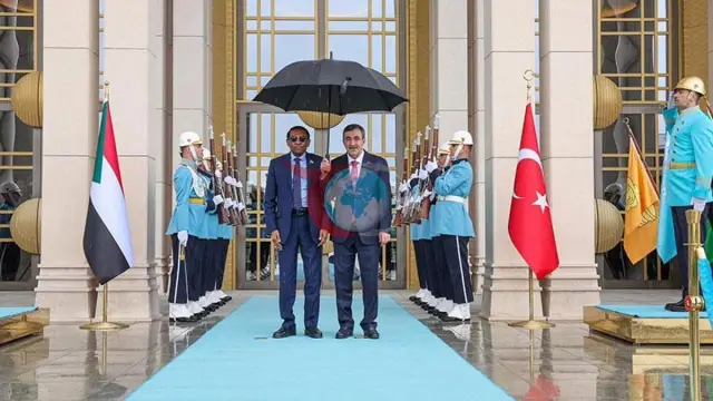 Cumhurbaşkanı Yardımcısı Yılmaz ve Sudan Başbakanı İdris Ankara'da Buluştu