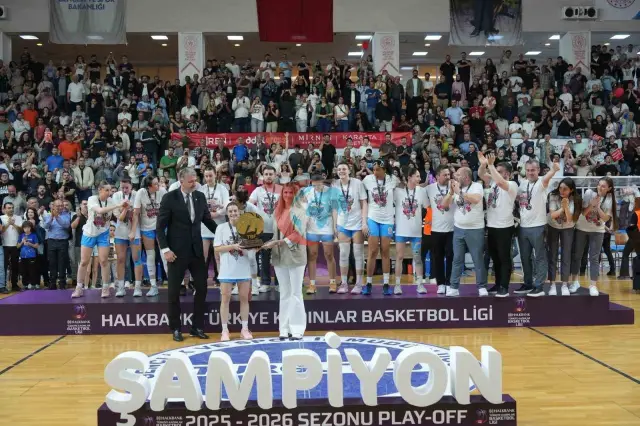 Turgutlu Belediyesi Kadın Basketbol Takımı Süper Lig'de