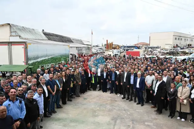Karacabey Belediyesi'nde Bayram Coşkusu