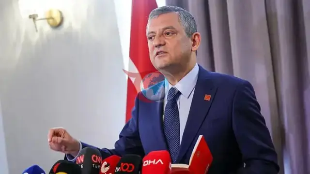 Özgür Özel, CHP TBMM Grup Başkanlığına Seçildi