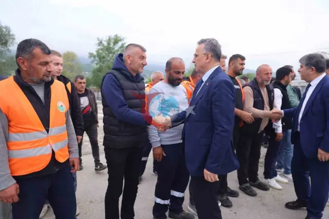 Başkan İhsan Kurnaz Personelle Bayramlaştı