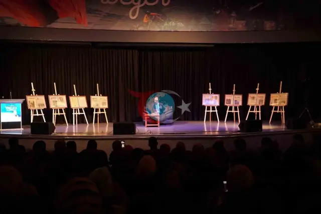 Erzurum'da Necip Fazıl Kısakürek'e Yoğun İlgi Gösteren Program