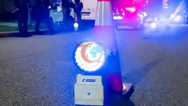 Belçikada qatar və məktəb avtobusu toqquşub: Ölənlər var