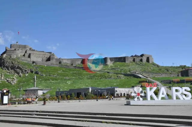 Kars'ta Bayram Süresince Sessizlik Hakim: Kent Boşaldı