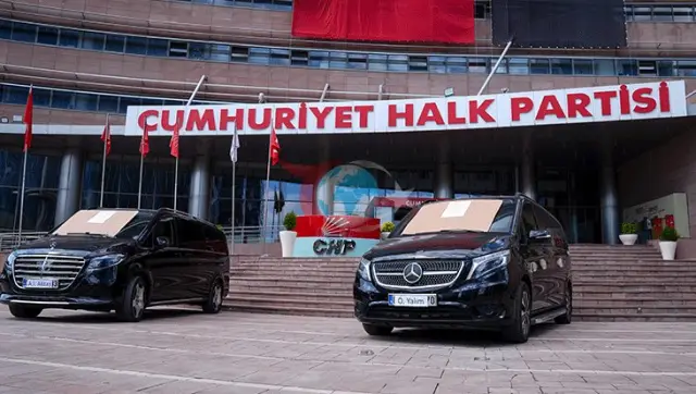 CHPda hashamatli avtomobillar muhokamasi o'sib bormoqda: Kilichdarog'lu davridagi avtomobillar sotilmoqda