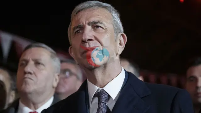 Mansur Yavaş'ın CHP Krizindeki Sessizliği ve Stratejik Rolü