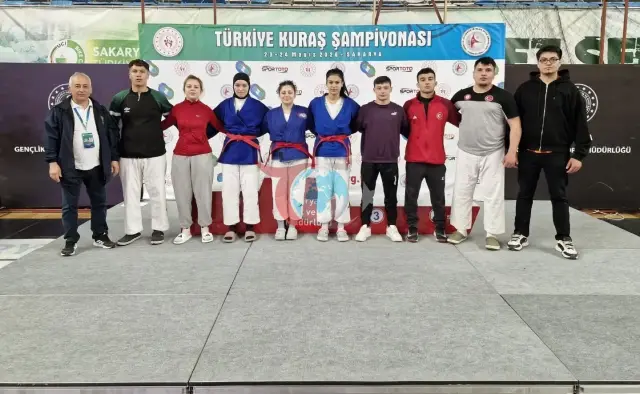 Kütahya Belediyespor Kuraş Şampiyonası'nda Öne Çıktı