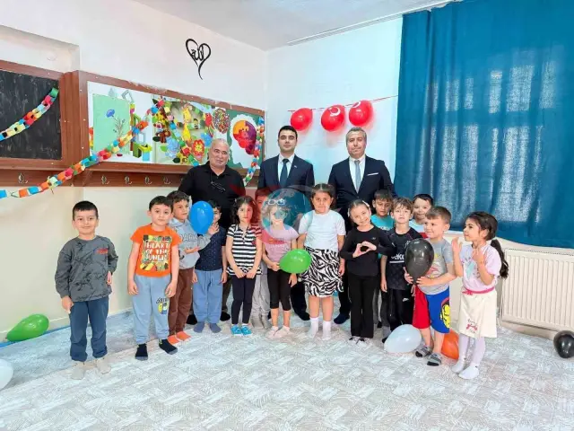 Osmaneli Kaymakamı Kılıç, Cumhuriyet Ortaokulu'nu Ziyaret Etti