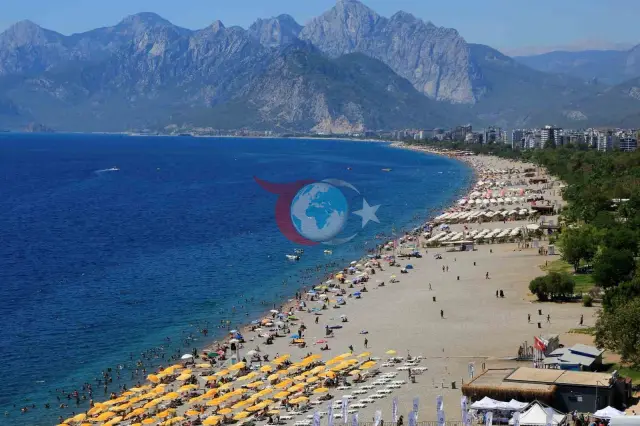 Antalya'da Bayram Tatilinde Turizm Zirve Yaptı: Doluluk Oranı Tam Kapasite