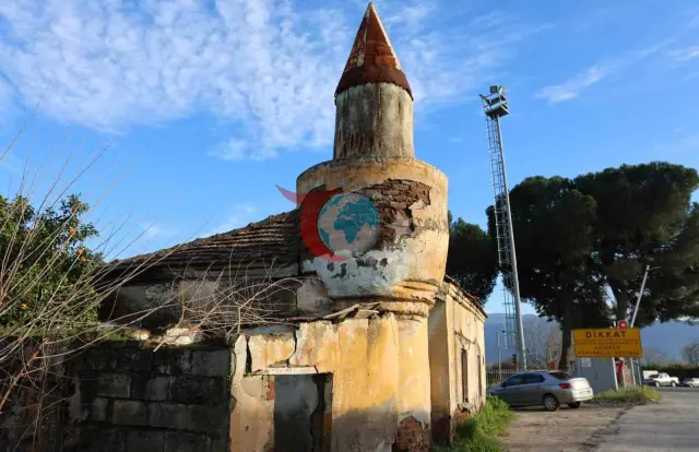 Aydın'da Tarihi İstasyon Camii Yıkılma Tehlikesiyle Karşı Karşıya