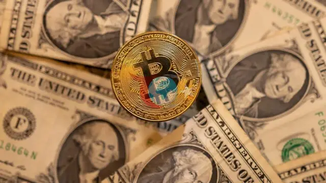 Kripto bazaryndaky turbulentlik: Bitcoin iki aýyň iň pes derejesinde