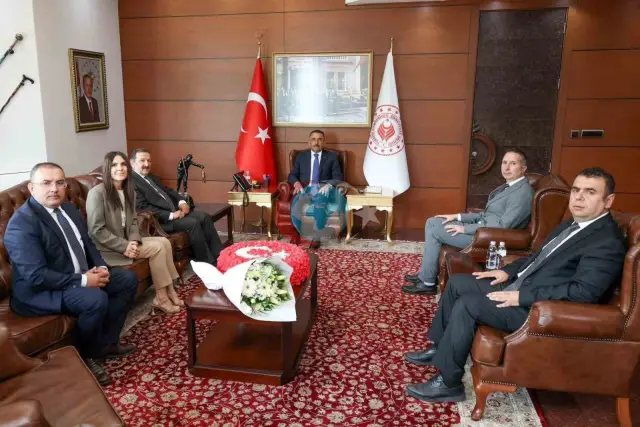 Vali Hacıbektaşoğlu Çevre Haftası Heyetini Kabul Etti