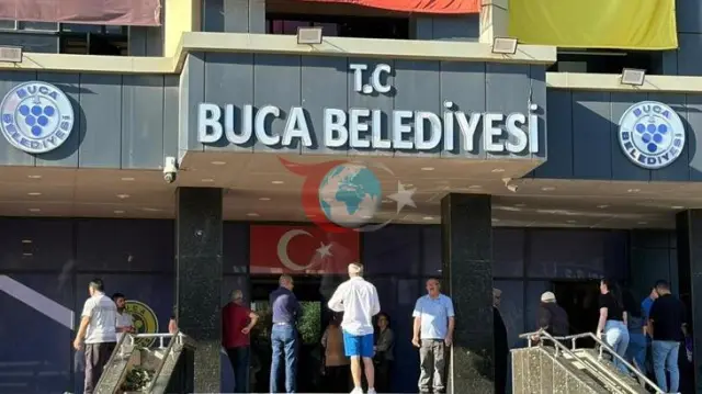 Buca Belediyesi'nde Yolsuzluk Soruşturması: 54 Kişi Adliyeye Sevk Edildi