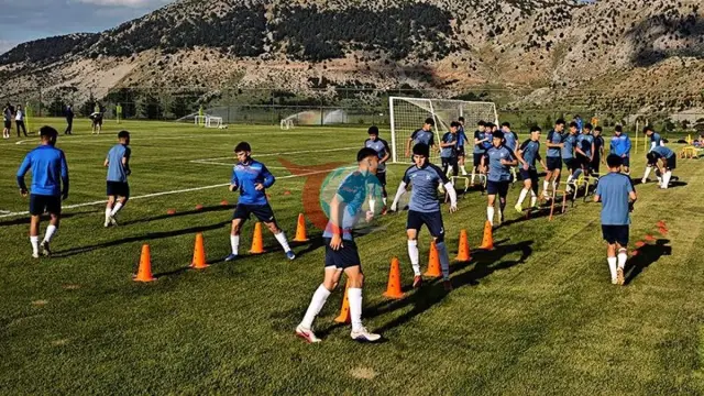 Isparta Davraz Üç Milli Futbol Komandasının Düşərgə Mərkəzi oldu