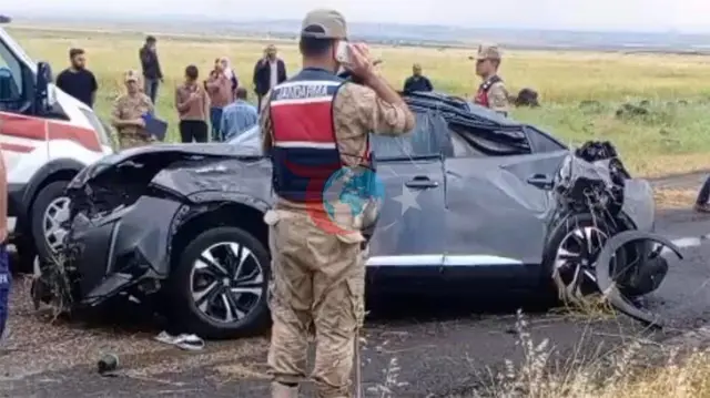 Diyarbakır'da Nişan Dönüşü Feci Kaza: 2 Kişi Hayatını Kaybetti