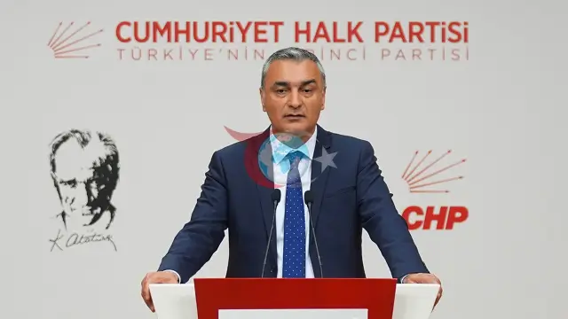 CHP-də böhran: Özgür Özelin Qrup sədrliyi müzakirə mövzusudur