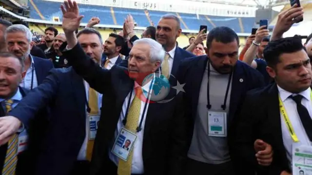 Aziz Yıldırım'ın Yeni Döneminde Eski Yıldızlar Göreve Hazırlanıyor