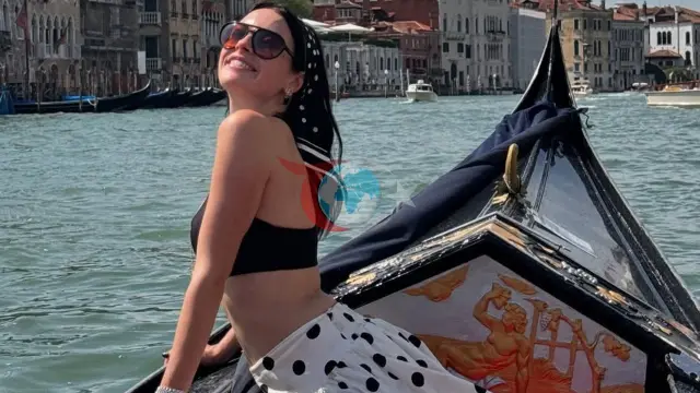 Melis Sezen söýgi durmuşy barada gürrüň berdi: "Uly ýürekli, edepli adam gözleýärin"