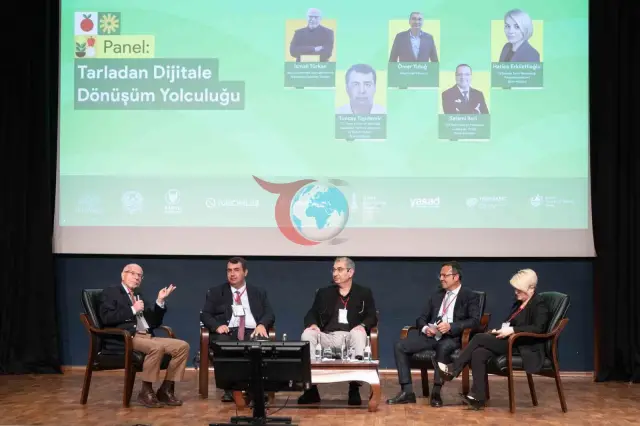 İzmir'de Tarımın Dijital Geleceği Konuşuldu: İnovasyon ve Teknoloji