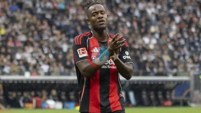 Michy Batshuayi Bursaspora təklif edildi: Transfer hesabatı