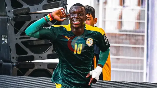 Fenerbahçe'nin Genç Yıldız Transferi Amara Diouf İstanbul'da