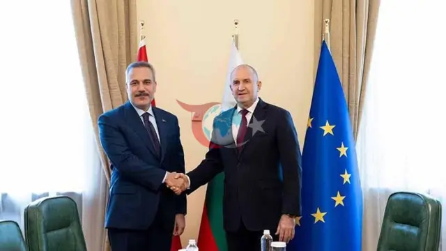 Xarici işlər naziri Fidan Sofiyada baş nazir Radev ilə görüşüb