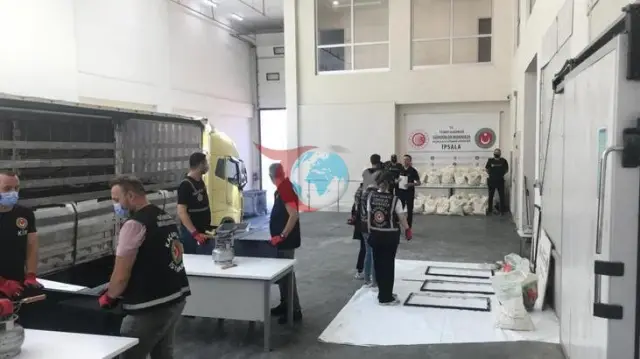 Edirne'deki Operasyonda 1,5 Ton Uyuşturucu Ele Geçirildi