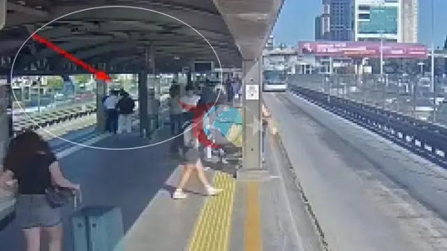 Beylikdüzüdagi Metrobus bekatida "Yon qarash" qotilligi