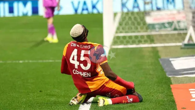 Victor Osimhen'den Galatasaray'da Kalma Sözü