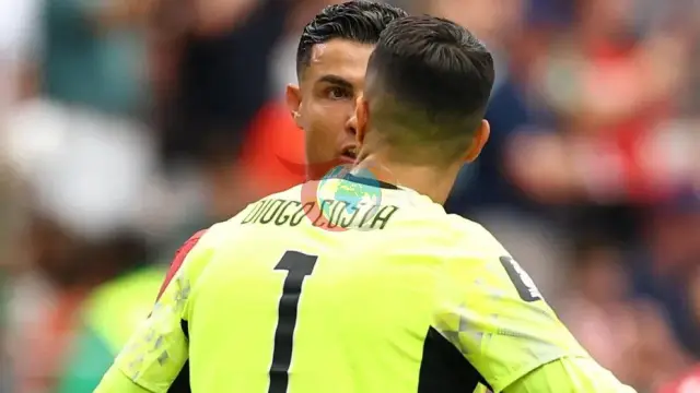 Ronaldu va Diogo Kosta o'rtasidagi echinish xonasida keskinlik